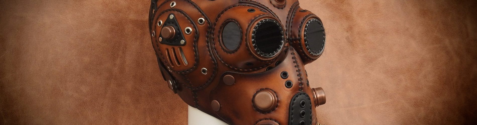 Steampunk Vegetable Leather (Post-apocalyptic) Full Face gas Mask.