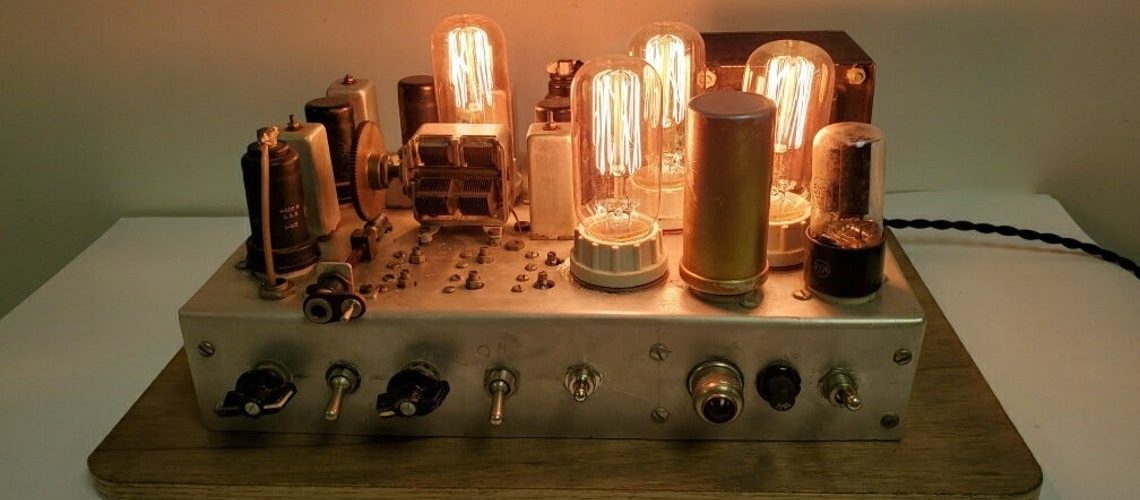 Upcycled Radio Chassis Table Lamp
