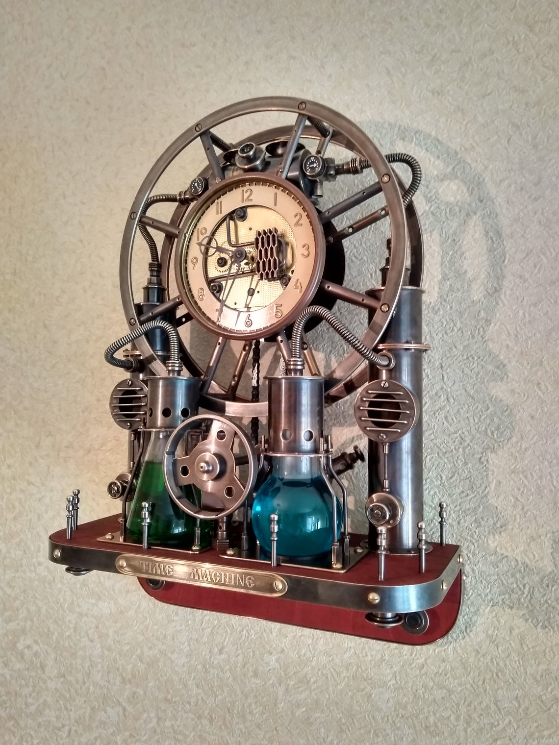 Часы за станком 5. Машина времени. Часы машина времени. Машина час. Steampunk машина времени.